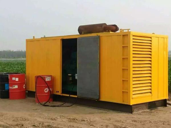 青冈安装新的水冷式机油散热器密封件有哪些注意事项？